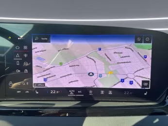 Avant TFSI Tech MATRIX AHK PANO 360° HuD B&amp;O