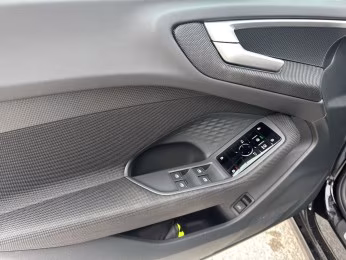 Avant TFSI PDC Kamera ACC LED Virtual SHZ 17"
