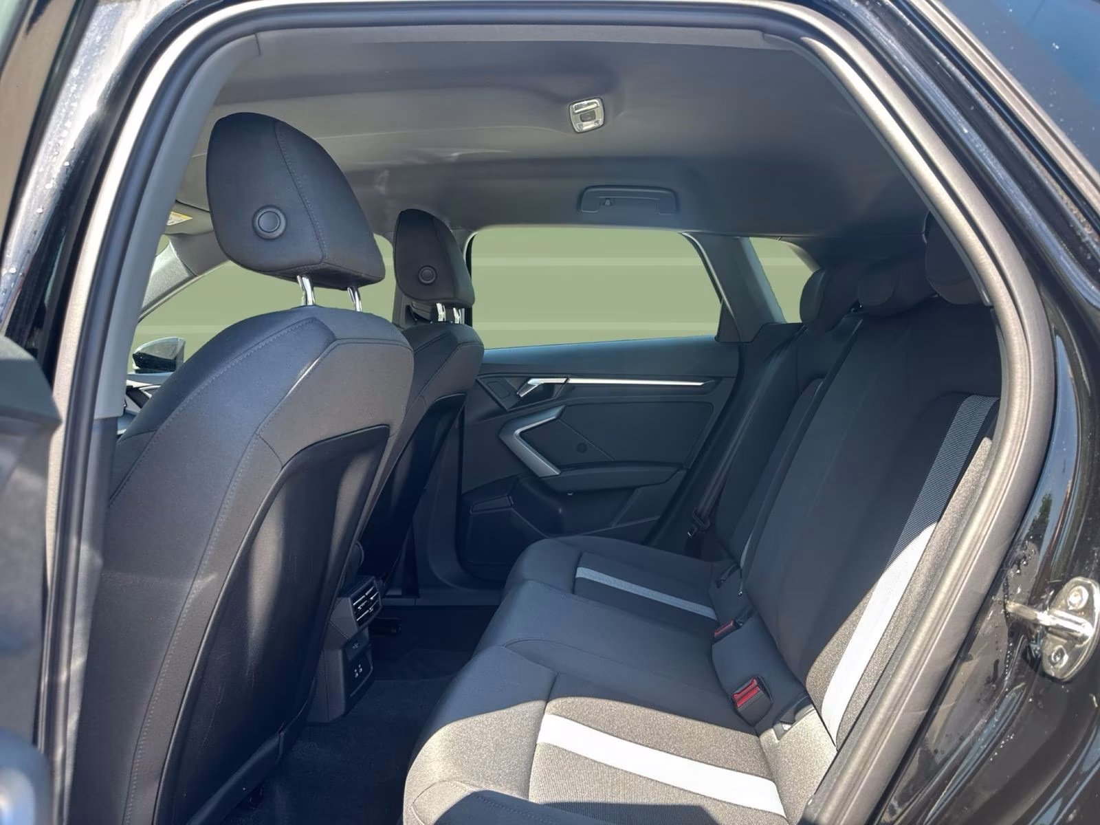 Sportback 30 TFSI LED PDC+ SHZ NAVI+ Virtual+
