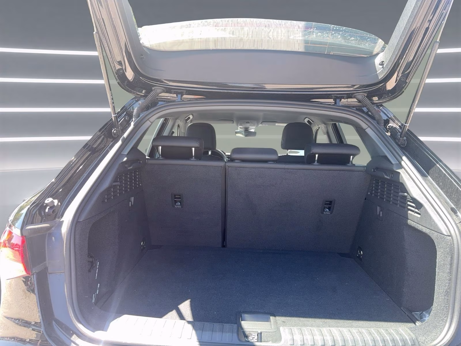 Sportback 30 TFSI LED PDC+ SHZ NAVI+ Virtual+