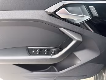 Sportback 40 TFSI S line Navi ACC PDC SHZ 17"