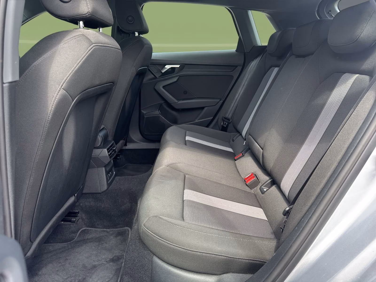 Sportback 35 TDI advanced Kam PDC Navi+ 17"