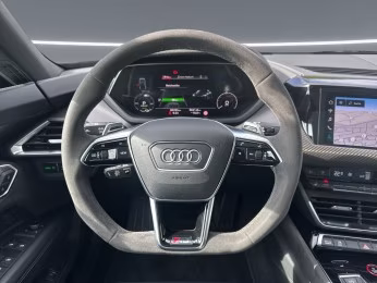 qu LASER 360° Allradlenk HuD ACC