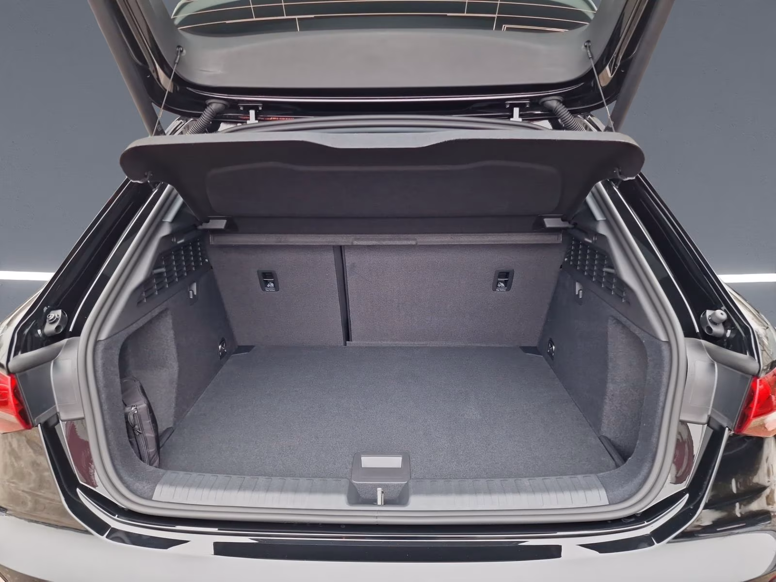 Sportback TFSI qu S line AHK S-Sitz SONOS HuD