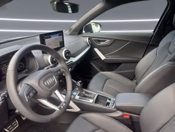 Audi Q2 40 TFSI qu S line MATRIX S-Sitz Kam. AHK 18"