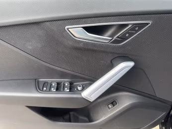 Audi Q2 40 TFSI qu S line MATRIX S-Sitz Kam. AHK 18"