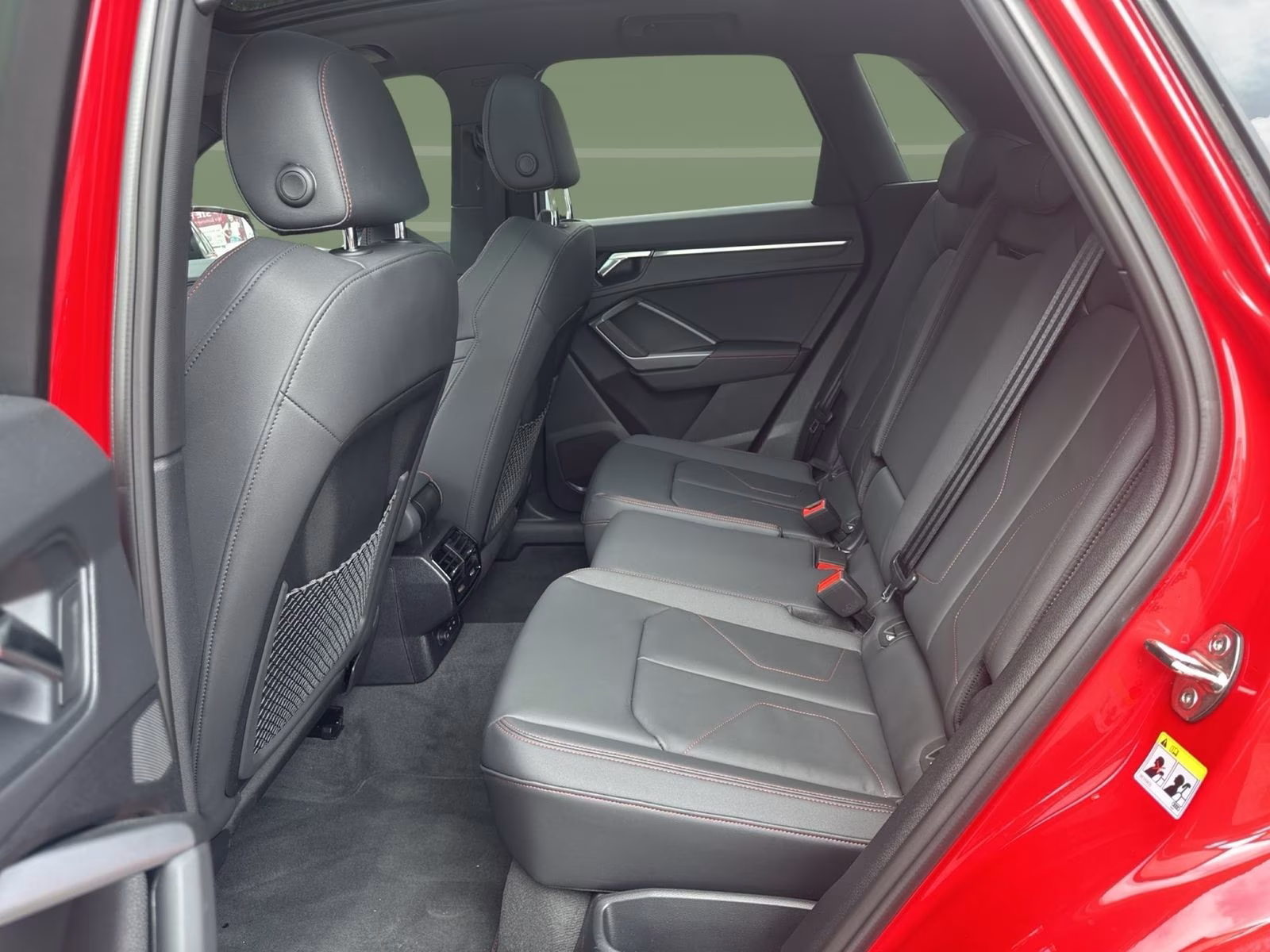 35 TDI S line AHK PANO LED Kamera Navi+ 19"