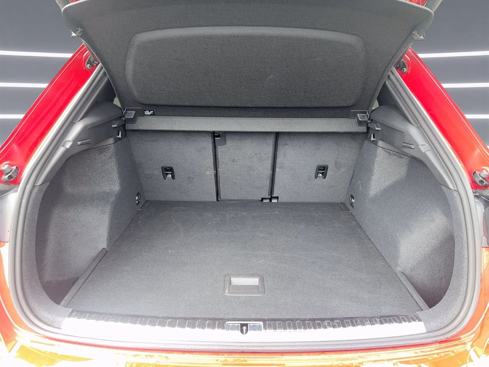35 TDI S line AHK PANO LED Kamera Navi+ 19"