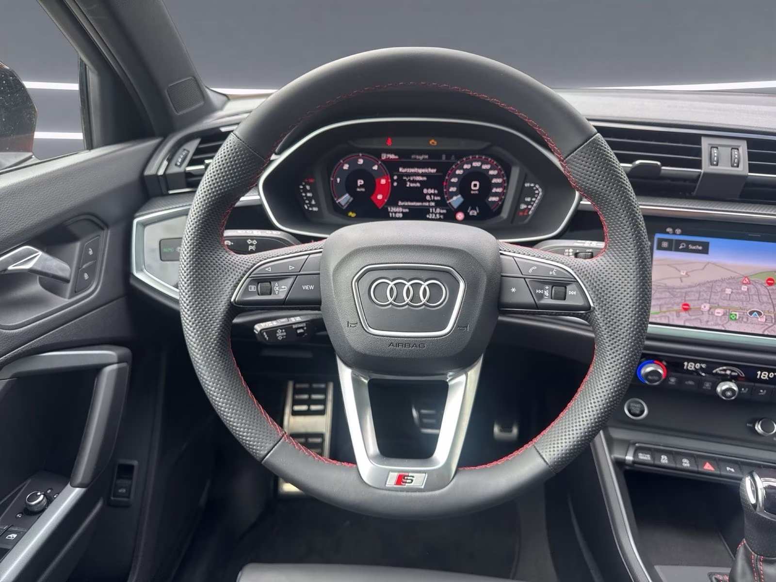 35 TDI S line AHK PANO LED Kamera Navi+ 19"