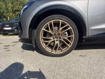 Q4 Sportback e-tron 50 qu edition one MATRIX AHK