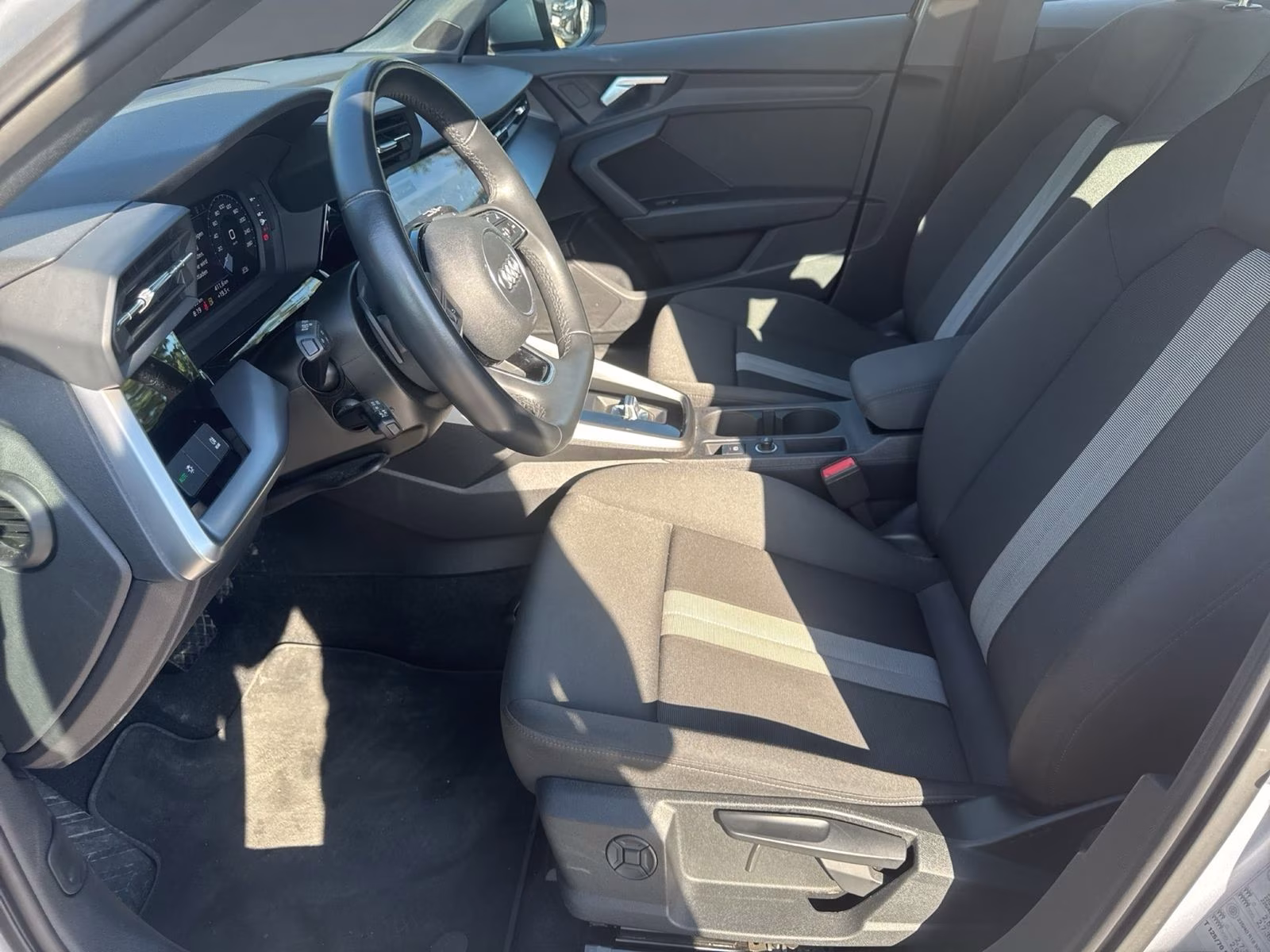 Sportback 35 TFSI advanced KAMERA PDC+ NAVI+