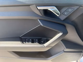 Sportback 35 TFSI advanced KAMERA PDC+ NAVI+