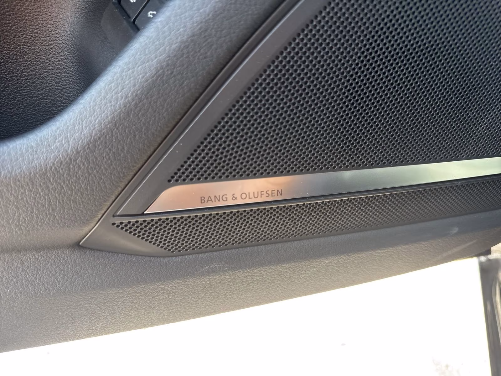 Avant 50 TFSI e qu advanced MATRIX AHK PANO