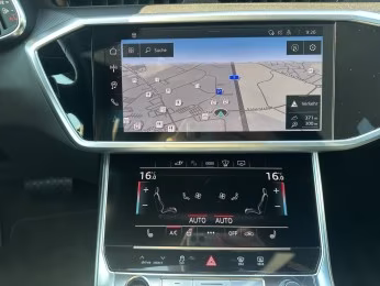 Avant 50 TFSI e qu advanced MATRIX AHK PANO