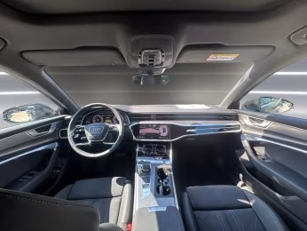 Avant 50 TFSI e qu advanced AHK HD-MATRIX 19"