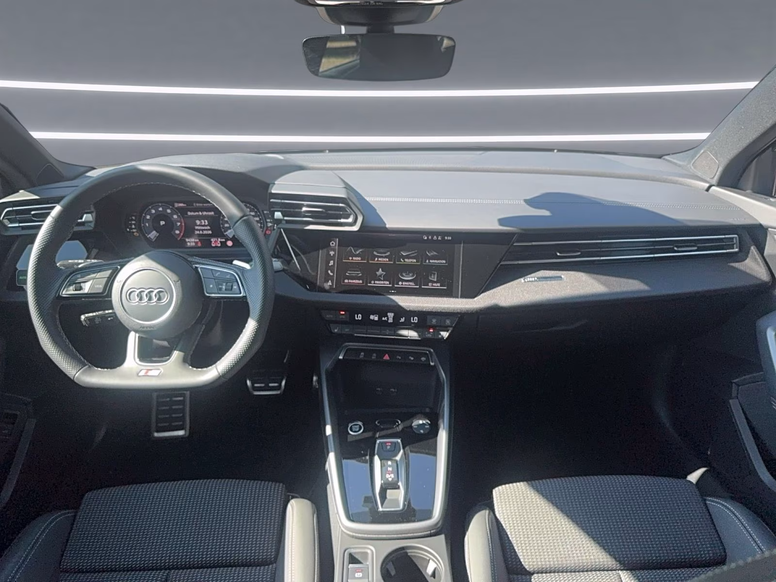 allstreet 35 TFSI S line MATRIX PDC+ SHZ 17"