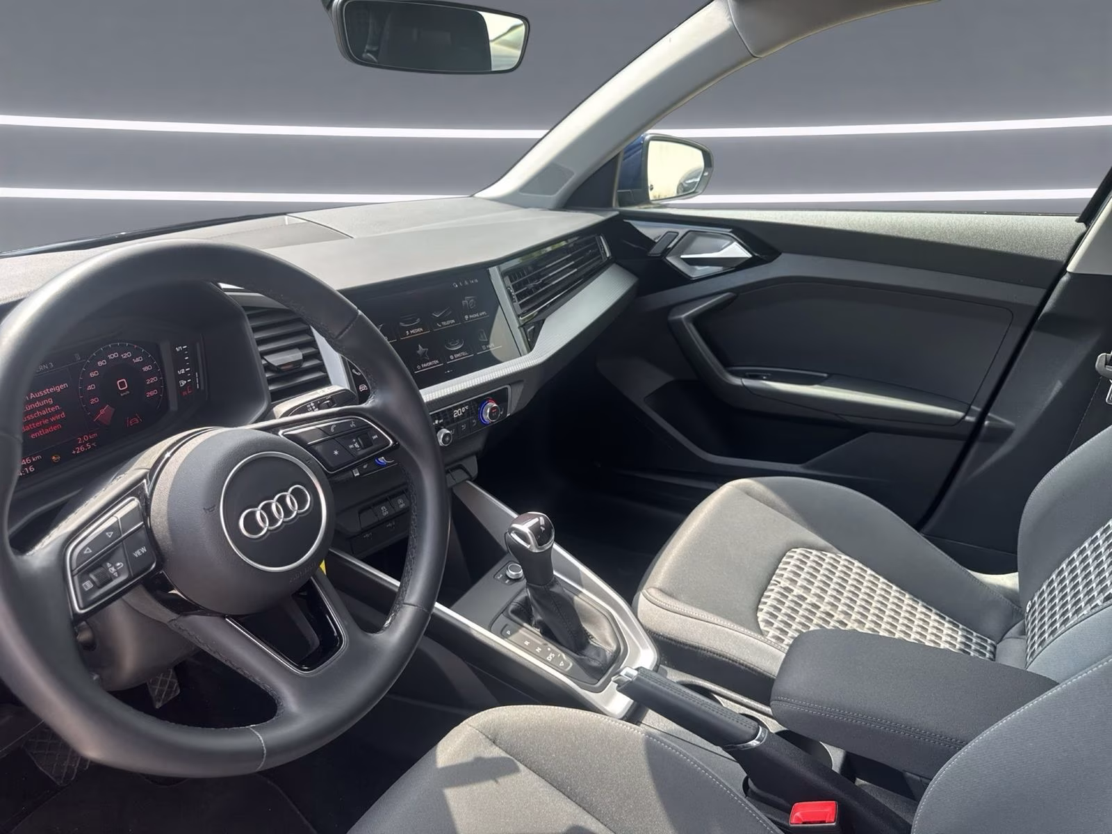 allstreet 30 TFSI S tronic SHZ Carplay PDC+