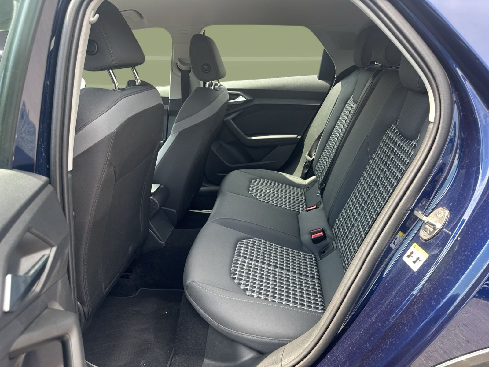Audi A1 allstreet 30 TFSI S tronic SHZ Carplay PDC+