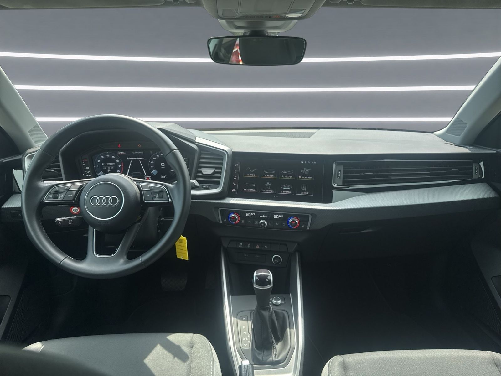 Audi A1 allstreet 30 TFSI S tronic SHZ Carplay PDC+