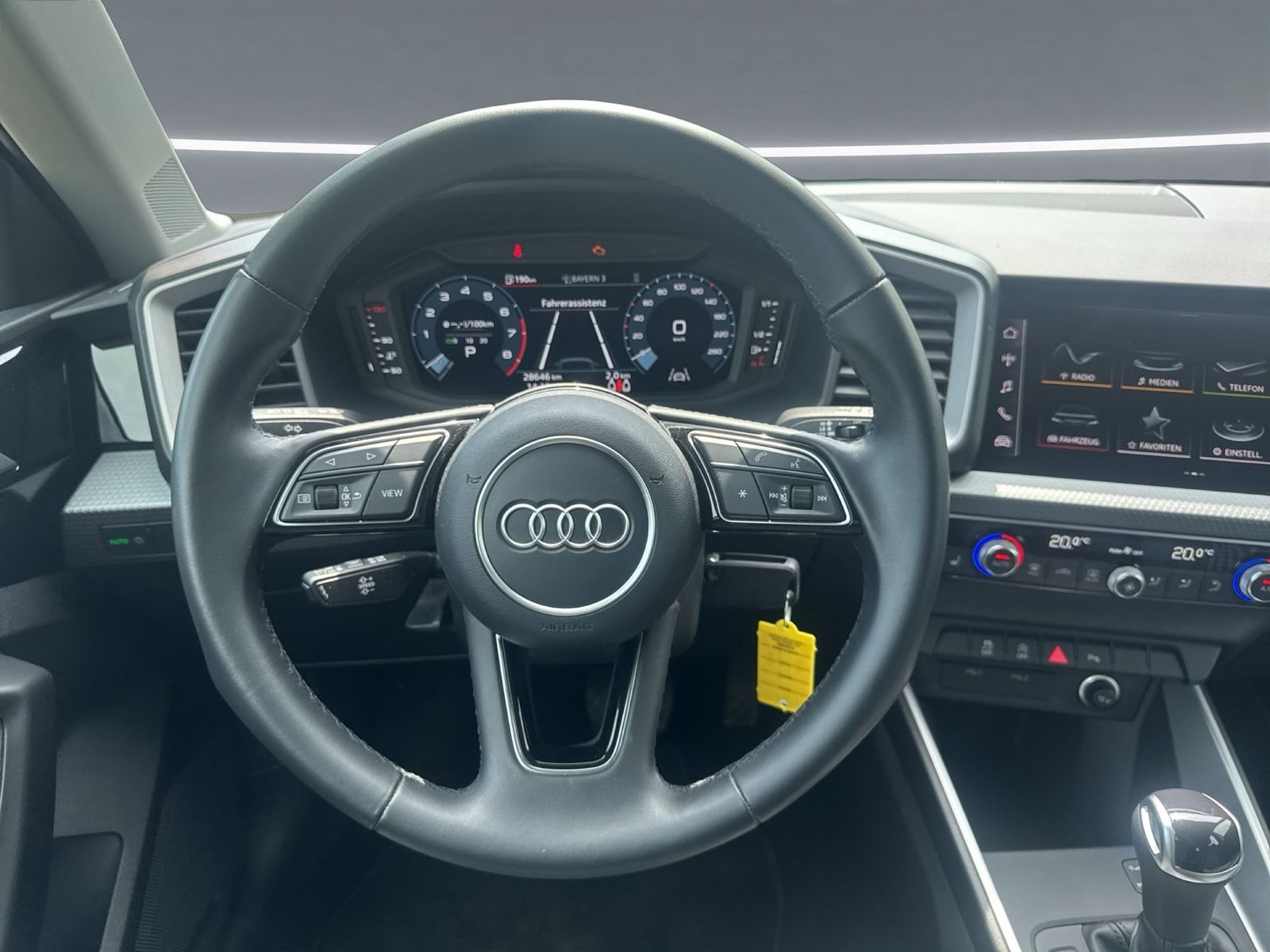 Audi A1 allstreet 30 TFSI S tronic SHZ Carplay PDC+