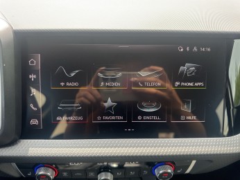 Audi A1 allstreet 30 TFSI S tronic SHZ Carplay PDC+