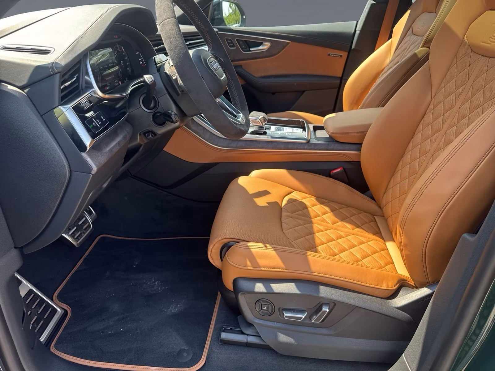 e-hybrid qu S line LASER PANO AHK Allradlenk