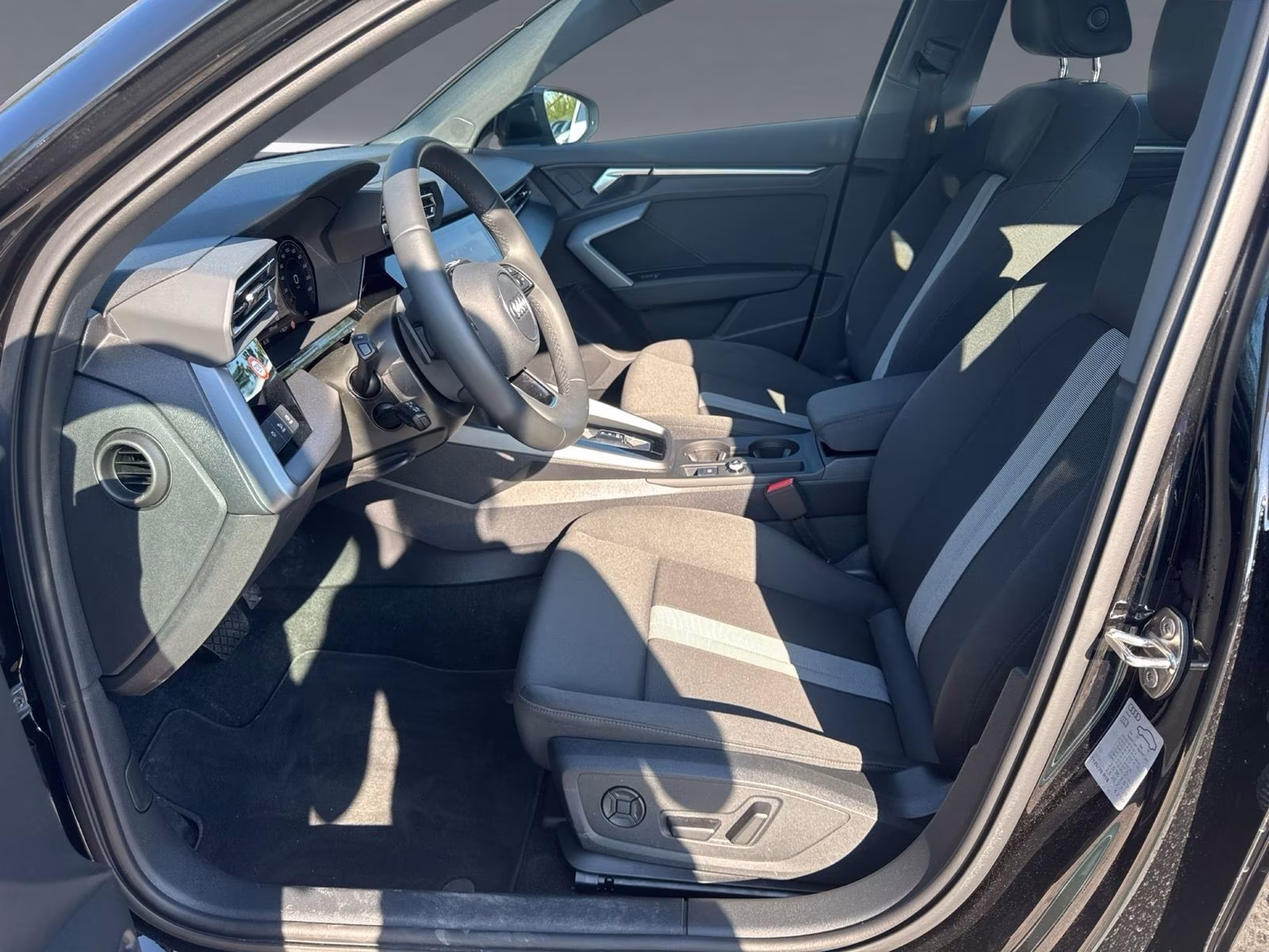 Sportback 30 TFSI LED PDC+ SHZ NAVI+ Virtual+