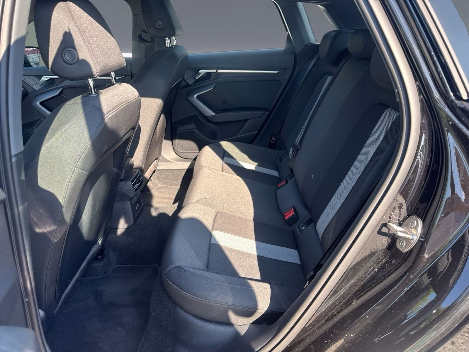 Sportback 30 TFSI LED PDC+ SHZ NAVI+ Virtual+