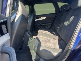 Audi RS4 Avant qu LED PDC+ NAVI+ Virtual+ Optik-schw+