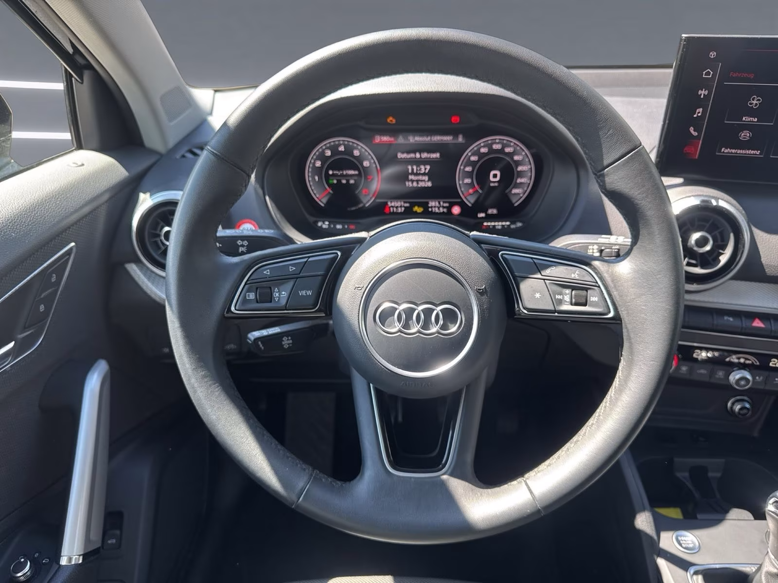 30 TFSI advanced LED KAMERA PDC+ SHZ 17"