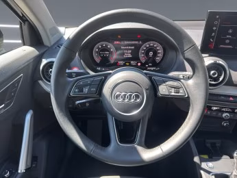 30 TFSI advanced LED KAMERA PDC+ SHZ 17"