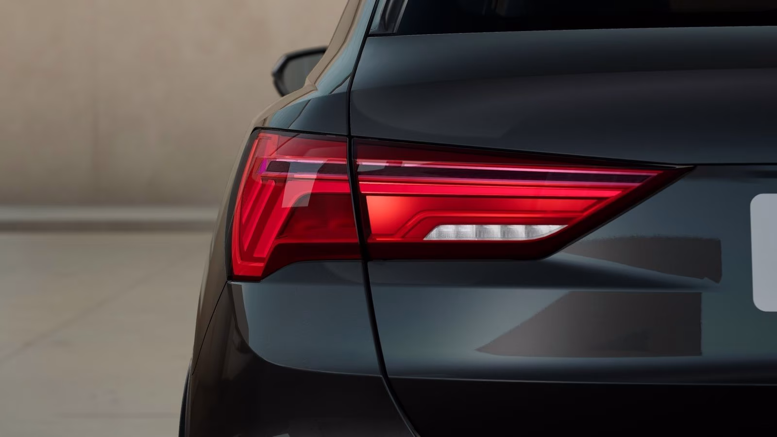 40 TFSI qu advanced LED AHK ACC PDC+ NAVI SHZ