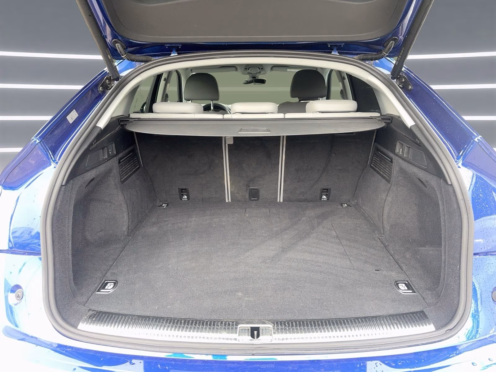 Sportback 50 TFSI e S line LED AHK PDC+ SHZ