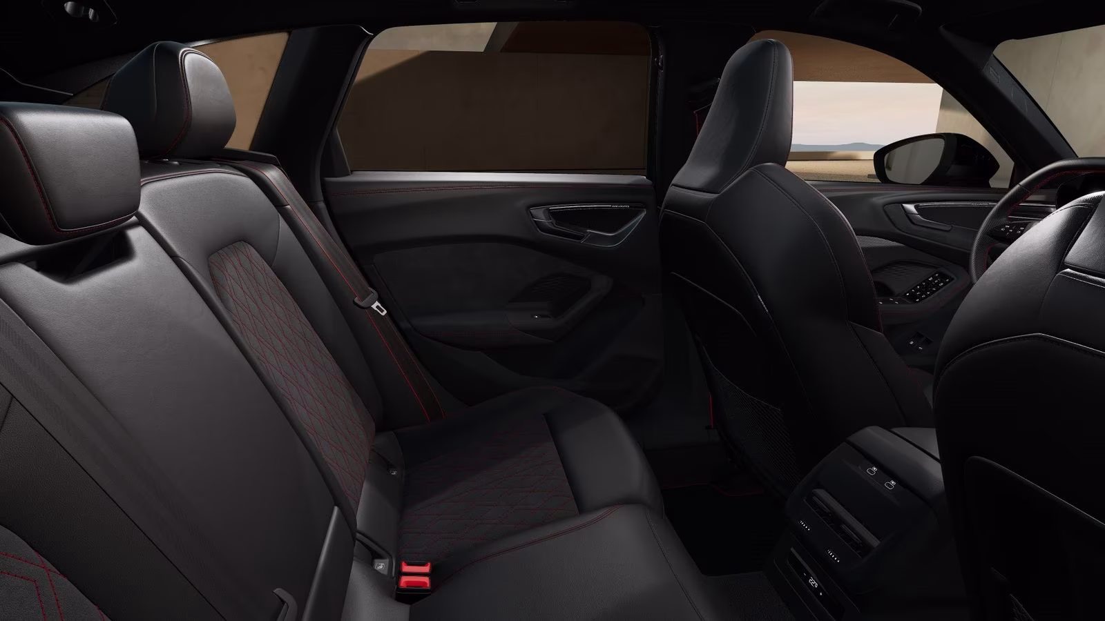 Avant e-hybrid qu S line Tech+ MATRIX AHK HuD