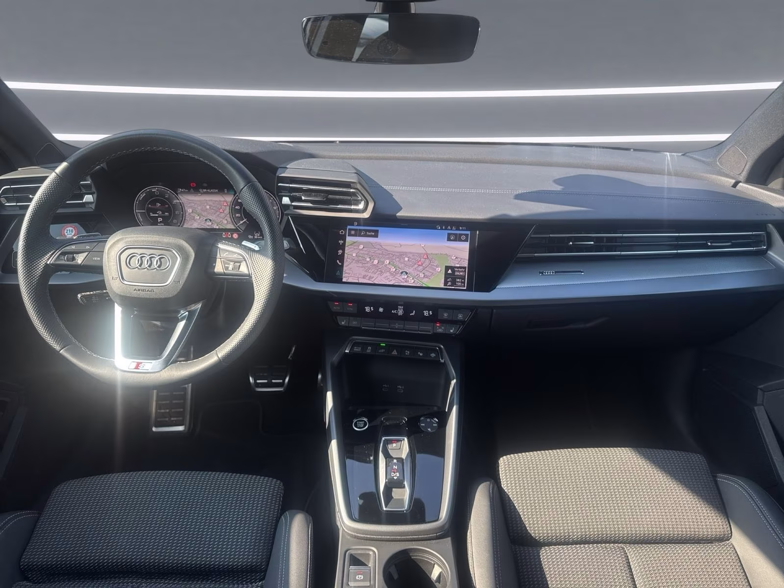 Sportback TFSI e S line LED AHK 360° NAVI ACC