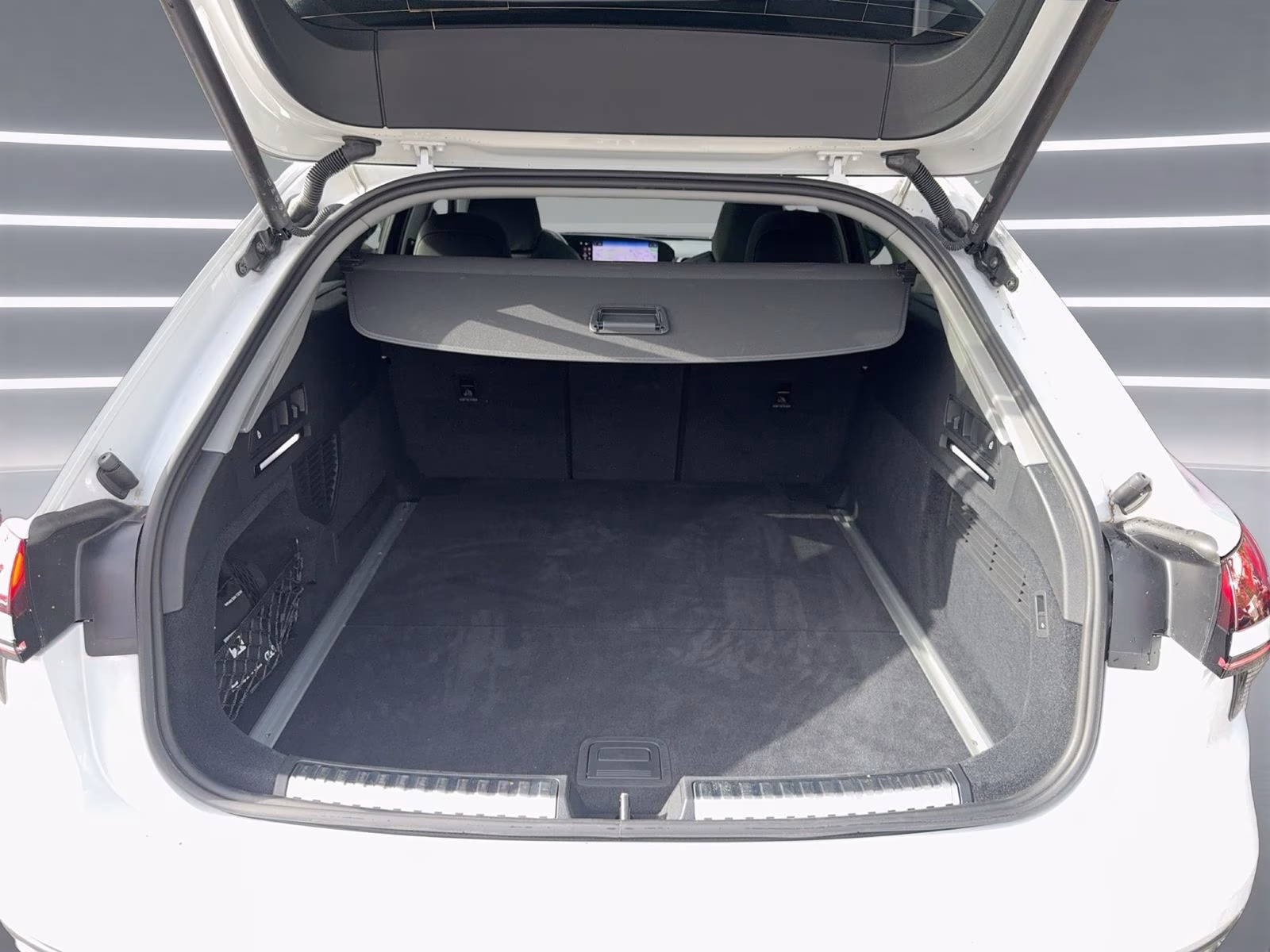 Audi A6 Avant TFSI qu S line Tech+ MATRIX Pano AHK