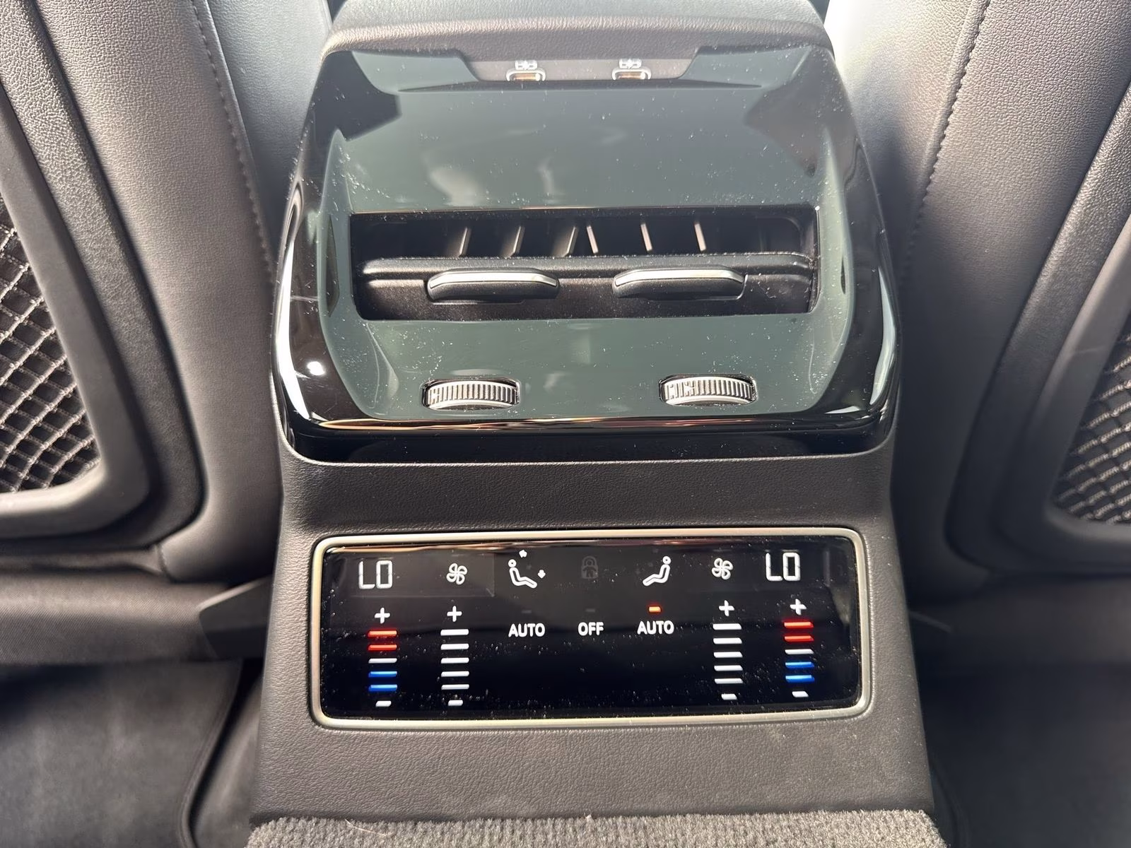Audi A6 Avant TFSI qu S line Tech+ MATRIX Pano AHK