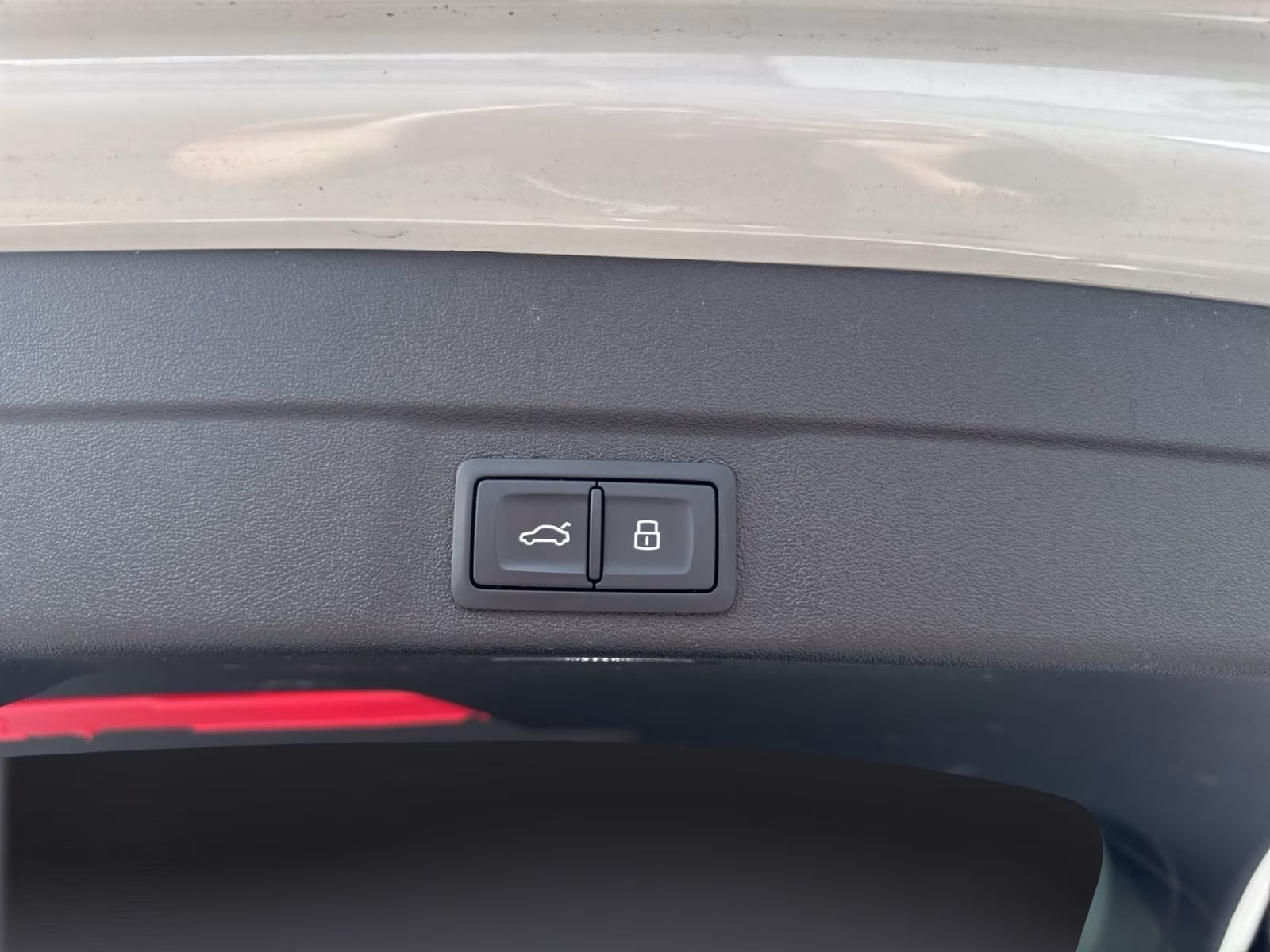 Audi A6 Avant TFSI qu S line Tech+ MATRIX Pano AHK