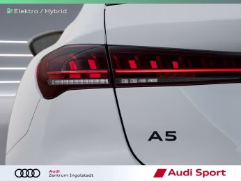 Audi A5 Avant e-hybrid qu LED ACC UPE 66.750,-