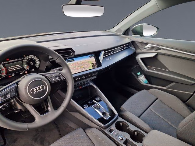 Audi A3 Limousine TDI S line LED AHK ACC KAMERA PDC+