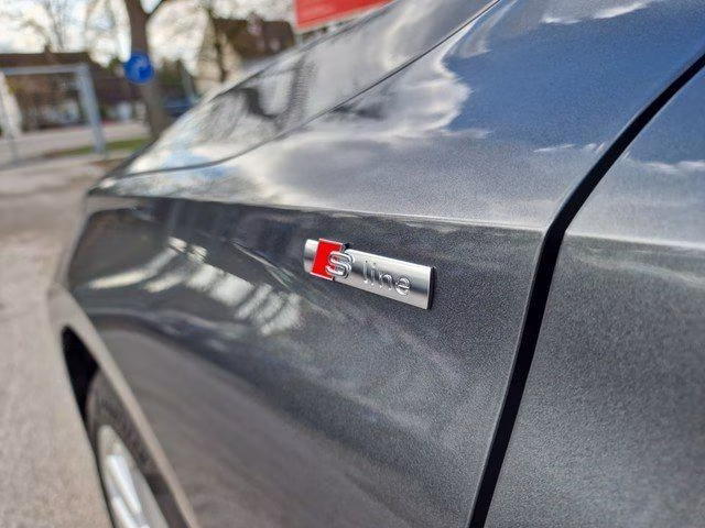 Audi A3 Limousine TDI S line LED AHK ACC KAMERA PDC+