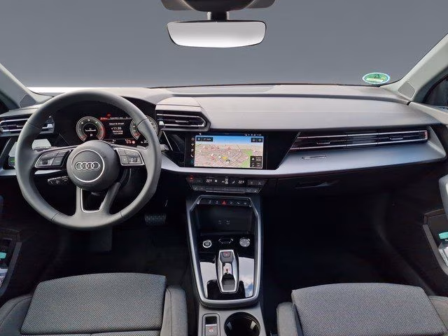 Audi A3 Limousine TDI S line LED AHK ACC KAMERA PDC+