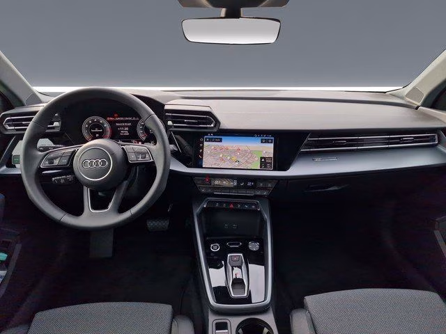 Audi A3 Limousine TFSI S line AHK LED PDC+ ACC Kamera