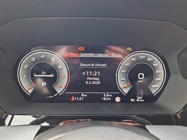 Audi A3 Limousine TFSI S line AHK LED PDC+ ACC Kamera