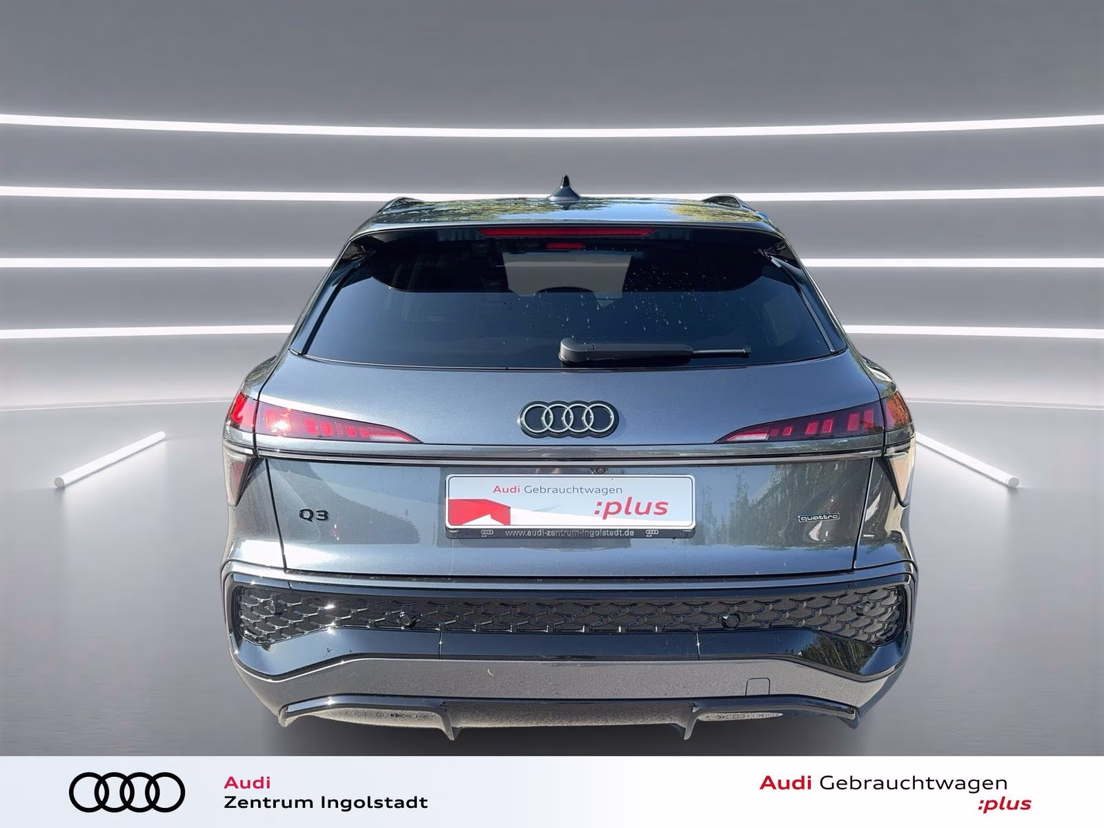 Audi Q3 TFSI qu S line Tech+ LED AHK ACC KAMERA 19"