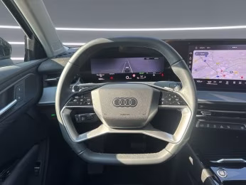 Audi Q3 TFSI qu S line Tech+ LED AHK ACC KAMERA 19"