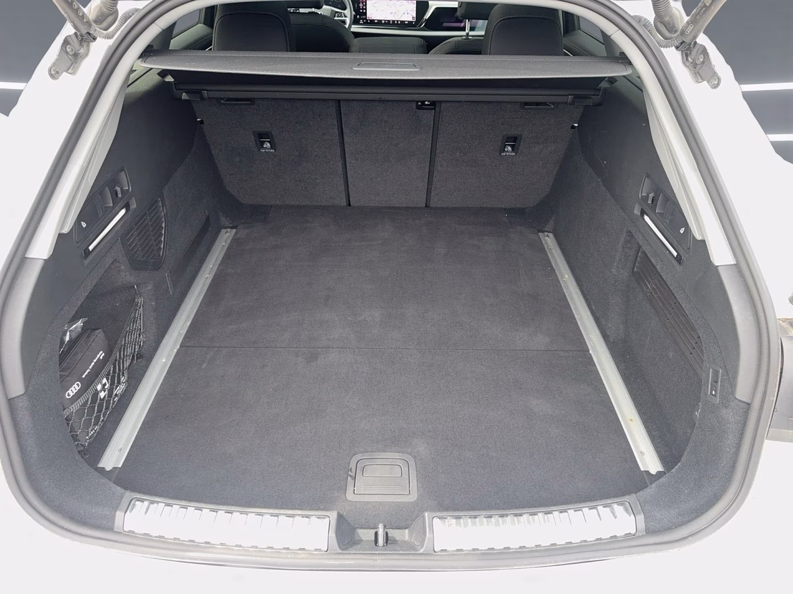 Audi A6 Avant TDI qu S line Tech+ AHK PANO B&amp;O MATRIX