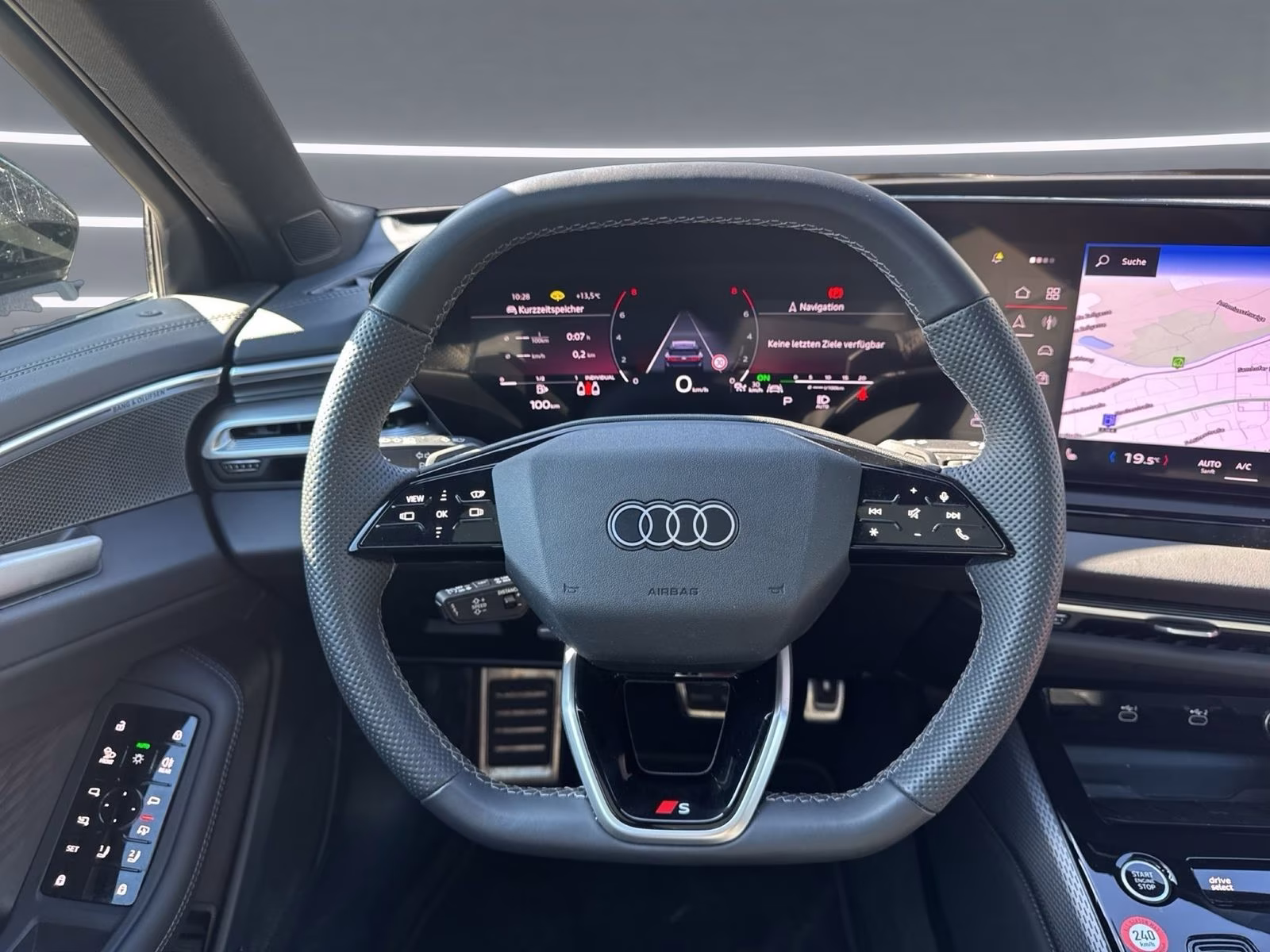 Audi A6 Avant TFSI qu S line Tech+ MATRIX AHK PANO