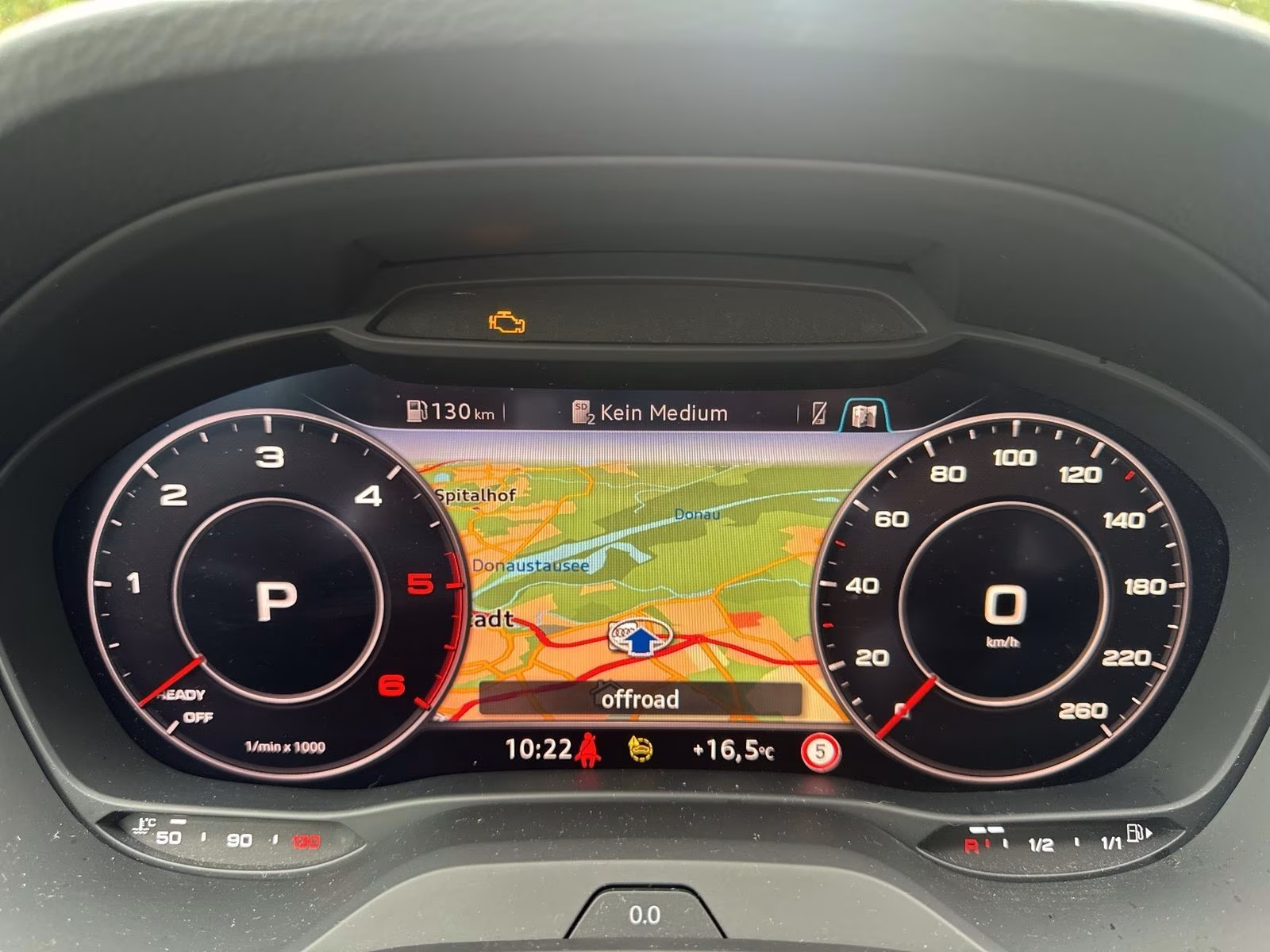 Audi Q2 35 TDI qu S line LED AHK KAMERA PDC ACC Navi+