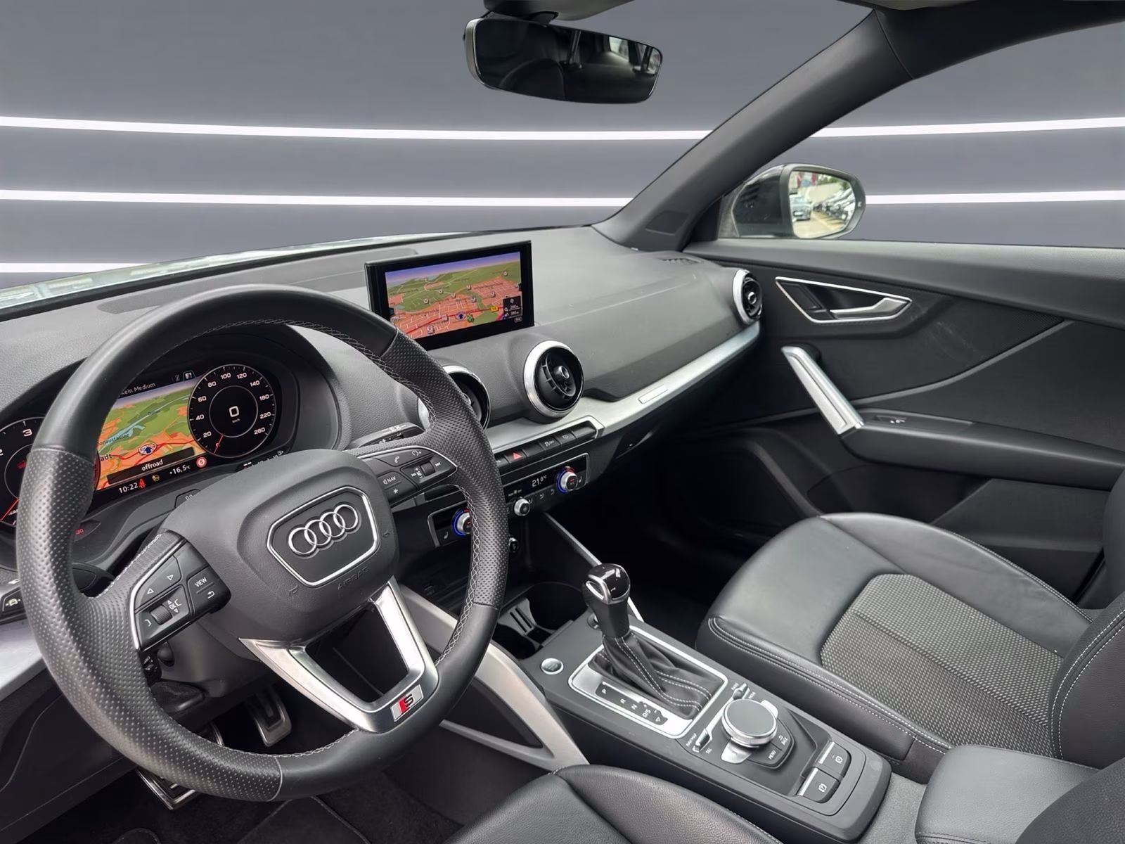 Audi Q2 35 TDI qu S line LED AHK KAMERA PDC ACC Navi+